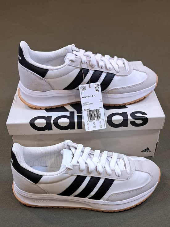 adidas Other - Adidas Run 70s 2.0 Shoes - Color: White/Black/Grey - Size: Juniors 7